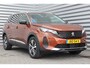 Peugeot 5008 1.2 PURETECH 130PK 7-ZITS ALLURE PACK AUTOMAAT / NAVI / LEDER / CLIMA / PDC / 18" LMV / CAMERA / KEYLESS / FULL-LED / WINTERPAKKET / ADAPT. CRUISECONTROL / 1E EIGENAAR / NIEUWSTAAT !!