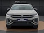 Volkswagen T-Roc 1.5 TSI R-Line | Trekhaak | Navigatie | Camera | Stoelverwarming | Elekt. Achterklep | 18" |