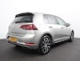 Volkswagen E-Golf Edition Navigatie  Climate Control  Adaptive Cruise Control  Camera  Parkeer sensoren  17" Lichtmetalen Velgen