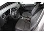 Volkswagen E-Golf Edition Navigatie  Climate Control  Adaptive Cruise Control  Camera  Parkeer sensoren  17" Lichtmetalen Velgen