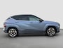Hyundai Kona Electric Premium 65.4 kWh 217pk | Leder | Adaptive cruise control | 360 graden camera | Dodehoek detectie | Premium audio | Bestuurdersstoel met geheugen | Elektrische achterklep | Stoelventilatie | Stoelverwarming | Warmtepomp