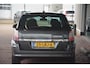 Opel Astra Wagon 1.6 Cosmo Nederlandse auto 214985 NAP zeer nette auto van een liefhebber geweest historie aanwezig met oa opc velgen leren bekleding stoelverwarming pdc navigatie etc.
