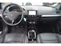 Opel Astra Wagon 1.6 Cosmo Nederlandse auto 214985 NAP zeer nette auto van een liefhebber geweest historie aanwezig met oa opc velgen leren bekleding stoelverwarming pdc navigatie etc.