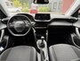 Peugeot 2008 1.2 PureTech 100 Allure Pack Camera, Navigatie, Parkeersensoren
