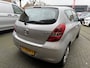 Hyundai i20 1.2i DynamicVersion Rijd Goed Maar koppeling begint te slippen !!!!!