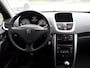 Peugeot 207 Première 1.6-16V VTI-120PK Navigatie | Cruise & Climate control | Parkeersensoren achter | Bluetooth bellen | LM-velgen 16inch