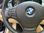 BMW 3-Serie 320i High Executive Upgrade stoelverwarming /Dakraam/weinig km