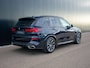 BMW X5 xDrive50e | Trekhaak | M Sport | Achteras besturing | Schuif-/kantel Pano | Softclose | Adapt. LED | Head-up | Stuurwielverwarming