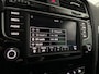 Volkswagen Golf 1.2 TSI Connected Series - Navi / PDC / BT / Stoelverw.