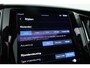 Volvo XC60 2.0 T6 Plug-in hybrid AWD Plus Dark | Pano | Elek. Trekhaak | Harman Kardon | Memory | CarPlay | Camera