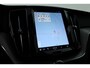 Volvo XC60 2.0 T6 Plug-in hybrid AWD Plus Dark | Pano | Elek. Trekhaak | Harman Kardon | Memory | CarPlay | Camera