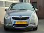 Opel Agila 1.0 Edition Airco Dealer onderhouden