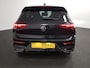 Volkswagen Golf 1.5 eTSI 150pk DSG R-Line | Climate Control | Camera | Parkeer sensoren | Led+IQ light | 18"Lichtmetalen Velgen | Trekhaak | Winter pakket | Digitale Cockpit