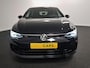 Volkswagen Golf 1.5 eTSI 150pk DSG R-Line | Climate Control | Camera | Parkeer sensoren | Led+IQ light | 18"Lichtmetalen Velgen | Trekhaak | Winter pakket | Digitale Cockpit
