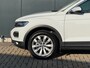 Volkswagen T-Roc 1.0 TSI Style * Navigatie * Stuurverwarming * Trekhaak * Full Led *