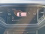 Volkswagen T-Roc 1.0 TSI Style * Navigatie * Stuurverwarming * Trekhaak * Full Led *