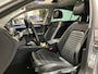Volkswagen Passat 1.4 TSI GTE Business 218 PK | Panoramadak | Lederen Bekleding | Achterruit Zonwering | Digital Cockpit Pro | Headup Display | Ergo-Active Voorstoelen | Stoelverwarming | Achteruitrijcamera | Rijstrookhulp | File Ondersteuning | Keyless Entry | Navigatie | DAB Radio | Alarm | Sfeerverlichting |
