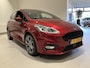 Ford Fiesta 1.0 EcoBoost ST-Line 101 PK | GERESERVEERD | Apple Carplay | Stuurwielverwarming | Voorruitverwarming | Parkeersensoren Achter | Climate Control | Cruise Control | Keyless | Navigatie | ECO-Modes | Multifunctioneel Stuurwiel | Rijstrookhulp | Airco | DAB Radio |