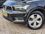 Volvo XC40 1.5 T3 Momentum | LED | Stoelverwarming | Navi | Parkeerhulp voor & achter | Verkeersbord herkenning | Lane Assist |