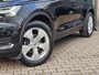 Volvo XC40 1.5 T3 Momentum | LED | Stoelverwarming | Navi | Parkeerhulp voor & achter | Verkeersbord herkenning | Lane Assist |
