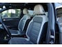 Volkswagen T-Roc 2.0 TSI 4Motion 190 PK R-Line Automaat, *NL-AUTO*, Panoramadak, Winterpakket, Carplay, Camera, Beats-Audio