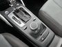 Audi Q2 35 TFSI S Edition l Cruise Control l MMI navigatie l Autom. airconditioning 2 zones l LED-koplampen l S line exterieurpakket l DAB+ l Apple Carplay / Android Auto l Privacy glas l Trekhaak l Stoelverwarming voorin l Dimbare binnenspiegel l Parkeerhulp achter l Audi soundsystem l
