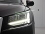 Audi Q2 35 TFSI S Edition l Cruise Control l MMI navigatie l Autom. airconditioning 2 zones l LED-koplampen l S line exterieurpakket l DAB+ l Apple Carplay / Android Auto l Privacy glas l Trekhaak l Stoelverwarming voorin l Dimbare binnenspiegel l Parkeerhulp achter l Audi soundsystem l