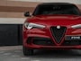 Alfa Romeo Stelvio 2.9 V6 AWD Quadrifoglio | Adapt. cruise | Veel carbon! | Pano-dak | Harman/Kardon | NL-auto