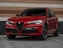 Alfa Romeo Stelvio 2.9 V6 AWD Quadrifoglio | Adapt. cruise | Veel carbon! | Pano-dak | Harman/Kardon | NL-auto