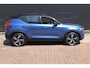Volvo XC40 1.5 T4 Recharge R-Design | Trekhaak Uitklapbaar | Panorama Dak | Stoel + Stuurverwarming | Achteruitrijcamera | 19'' LMV |