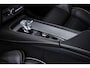 Volvo XC90 2.0 T8 Recharge AWD Ultimate Dark | Bowers & Wilkins Audio | Luchtvering | Trekhaak | Sportstoelen | Standkachel | Panoramadak | 360 camera | Head-up display | 4 zone climate control | Google Maps navigatie | Gelamineerd zijruiten | Nubuck hemelbekleding |