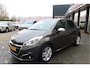 Peugeot 208 110 Pk * AUTOMAAT * Signature uitvoering * Airco * Navigatie * Trekhaak * Dab Radio * Cruise Control * Vingerhoets; Vierde generatie Eersteklas Service !