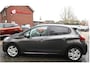 Peugeot 208 110 Pk * AUTOMAAT * Signature uitvoering * Airco * Navigatie * Trekhaak * Dab Radio * Cruise Control * Vingerhoets; Vierde generatie Eersteklas Service !