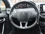 Peugeot 208 110 Pk * AUTOMAAT * Signature uitvoering * Airco * Navigatie * Trekhaak * Dab Radio * Cruise Control * Vingerhoets; Vierde generatie Eersteklas Service !