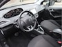 Peugeot 208 110 Pk * AUTOMAAT * Signature uitvoering * Airco * Navigatie * Trekhaak * Dab Radio * Cruise Control * Vingerhoets; Vierde generatie Eersteklas Service !