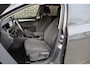 Volkswagen Golf Variant 1.0 eTSI 110pk DSG Life | Navigatie | Trekhaak Wegklapbaar | Stoelverwarming