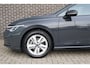 Volkswagen Golf Variant 1.0 eTSI 110pk DSG Life | Navigatie | Trekhaak Wegklapbaar | Stoelverwarming