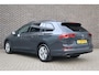 Volkswagen Golf Variant 1.0 eTSI 110pk DSG Life | Navigatie | Trekhaak Wegklapbaar | Stoelverwarming
