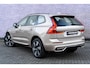 Volvo XC60 T6 Plug-in hybrid AWD Ultimate Dark | Bowers & Wilkins Audio | Luchtvering | Trekhaak | Stoel-/Stuurverwarming | Schuif-/kanteldak | Elektrische stoelverstelling | Keyless Entry | Dodehoekdetectie | Google | Long range | Carplay |