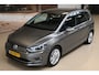 Volkswagen Golf Sportsvan 1.4 TSI 150pk Highline | Bi-xenon | Stoelverwarming | Trekhaak | 100% (Dealer) onderhouden label