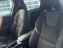 Volvo V40 1.5 T3 Nordic+ | Automaat | Trekhaak | Bi-xenon koplampen | Navigatie | 17" velgen | Stoelverwarming | Climate control | Voorruitverwarming | Parkeersensoren achter | Standkachel | Volvo On Call |