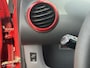 Toyota Aygo 1.0-12V Aspiration Red 5D | Airco | Leder | 2010 | APK