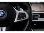BMW 3-Serie Touring 320e Business Edition Plus l M Sport l Panorama dak l elektrische stoelen l Sport remmen l 19 inch velgen l