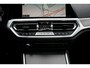BMW 3-Serie Touring 320e Business Edition Plus l M Sport l Panorama dak l elektrische stoelen l Sport remmen l 19 inch velgen l