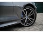 BMW 3-Serie Touring 320e Business Edition Plus l M Sport l Panorama dak l elektrische stoelen l Sport remmen l 19 inch velgen l