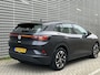 Volkswagen ID.4 Pro 77 kWh / Navigatie / App connect / Trekhaak / Parkeersensoren V+A / P4