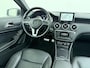 Mercedes-Benz A-klasse 180 Prestige AMG Styling Panoramadak Automaat