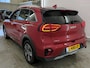 Kia Niro 1.6 GDi 141pk Hybrid DynamicPlusLine | Leder | Stuur- en Stoelverwarming | CarPlay | Navi | Camera en PDC | LED | Keyless