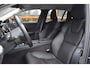 Volvo V60 B3 Buisness Pro+ | Adaptive Cruise | Stoel + Stuur Verwarming | Leer | BLIS |