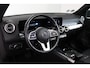 Mercedes-Benz GLB 180 Luxury 7-Persoons Panoramadak, Leder, Sfeerverlichting, Trekhaak, Apple Carplay/Android Auto